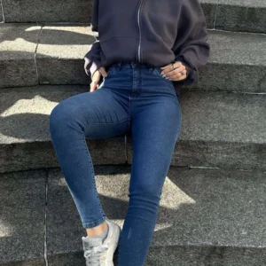 Jean Elastizado Liso de Mujer