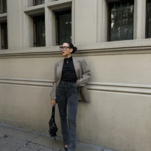Jean Mom Liso Gris